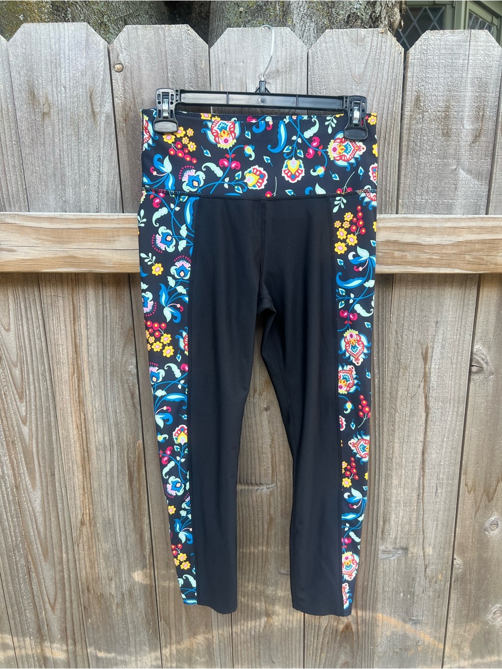 JoyLab Women's Leggings Medium Black Floral Print Side Panels